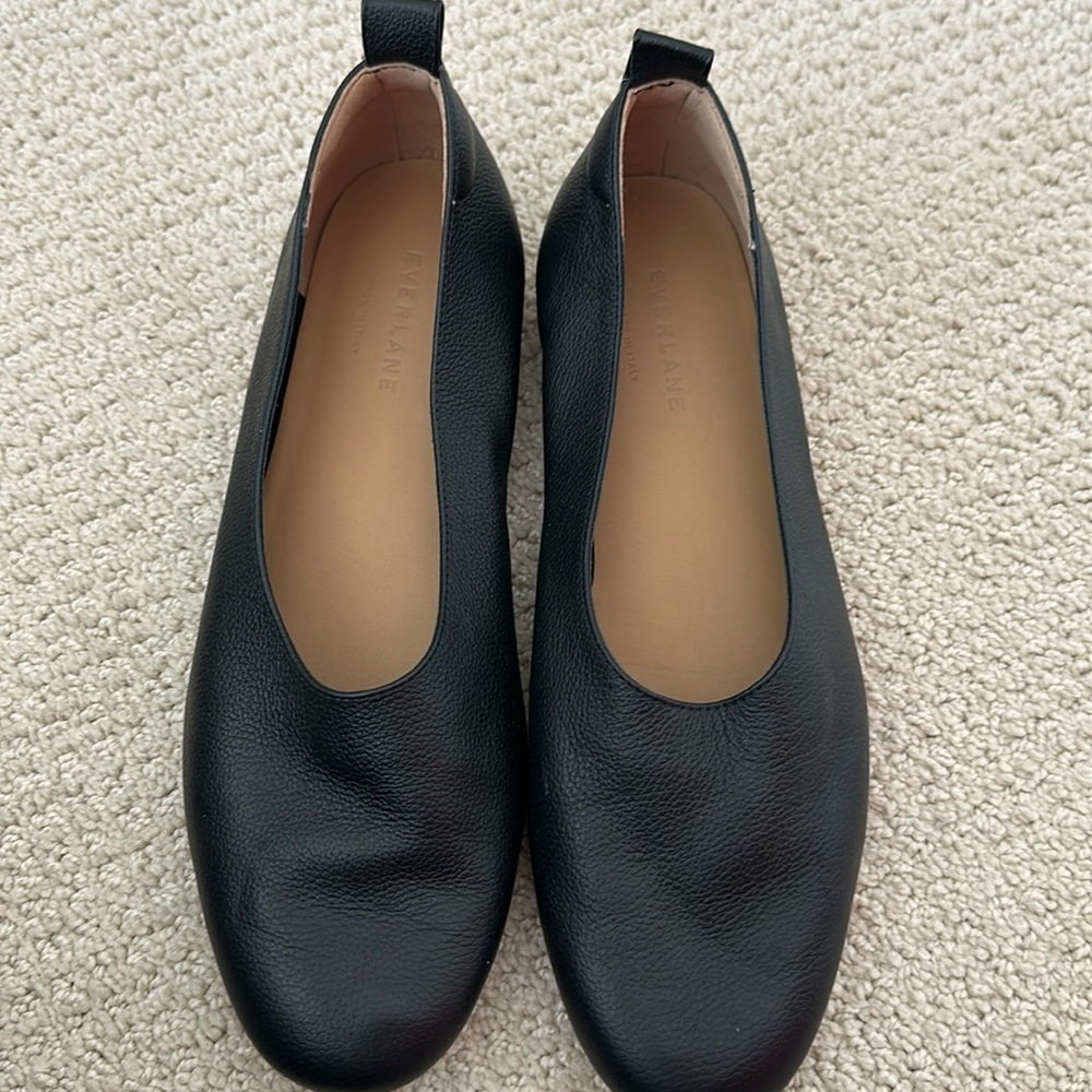 Everlane black flats size 7.5